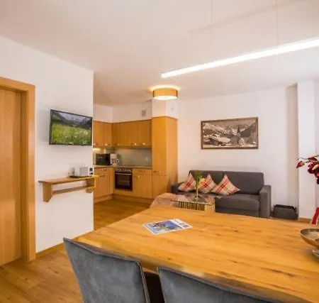 Ferienwohnungen & Chalets Capricorno Mittelberg Extérieur photo