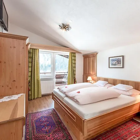 Ferienwohnungen & Chalets Capricorno Mittelberg Extérieur photo